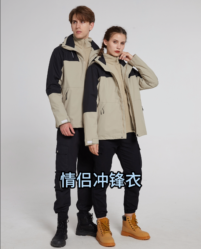外衣：150D高彈春亞紡-100%聚酯纖維內(nèi)膽：300克雙面搖粒絨-100%聚酯纖維防水5000/透氣2000/防風/保暖/三合一男女同款沖鋒衣登山服，奧特萊斯定制款防寒保暖情侶套裝沖鋒衣。
